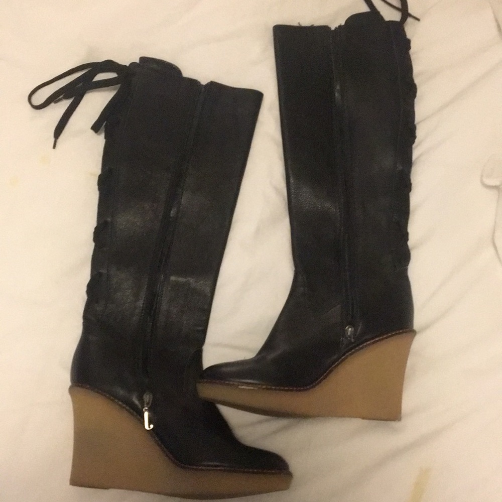 Juicy Couture back lace up wedge boots